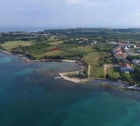 Miri Apartman *