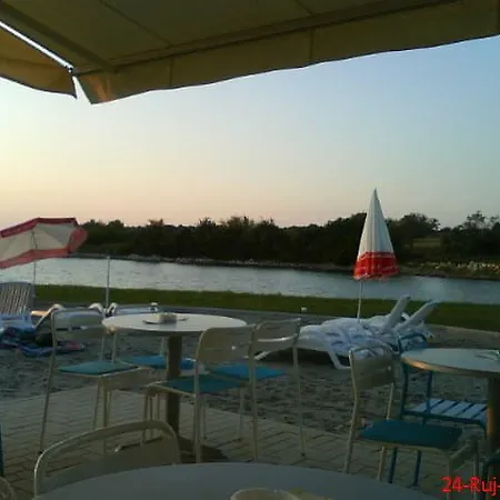 Miri Apartment *