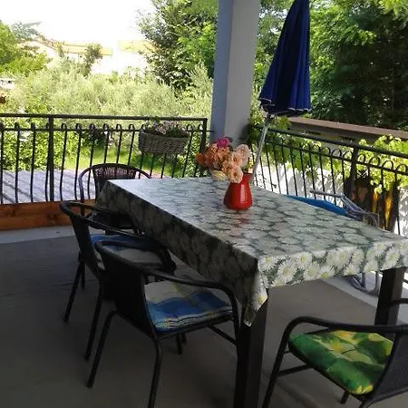 Miri Apartment